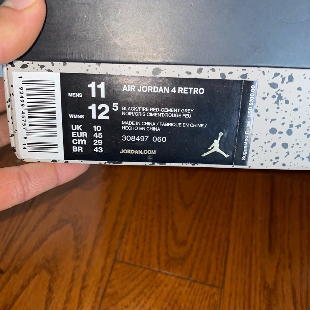 Jordan 4 retro
